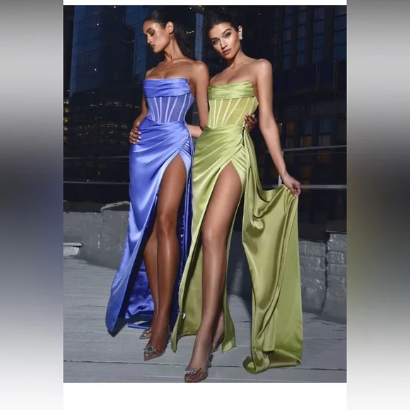 NWT MISS CIRCLE - Prisa Lime High Slit Satin Corset Gown SIZE XS - Picture 3 of 7